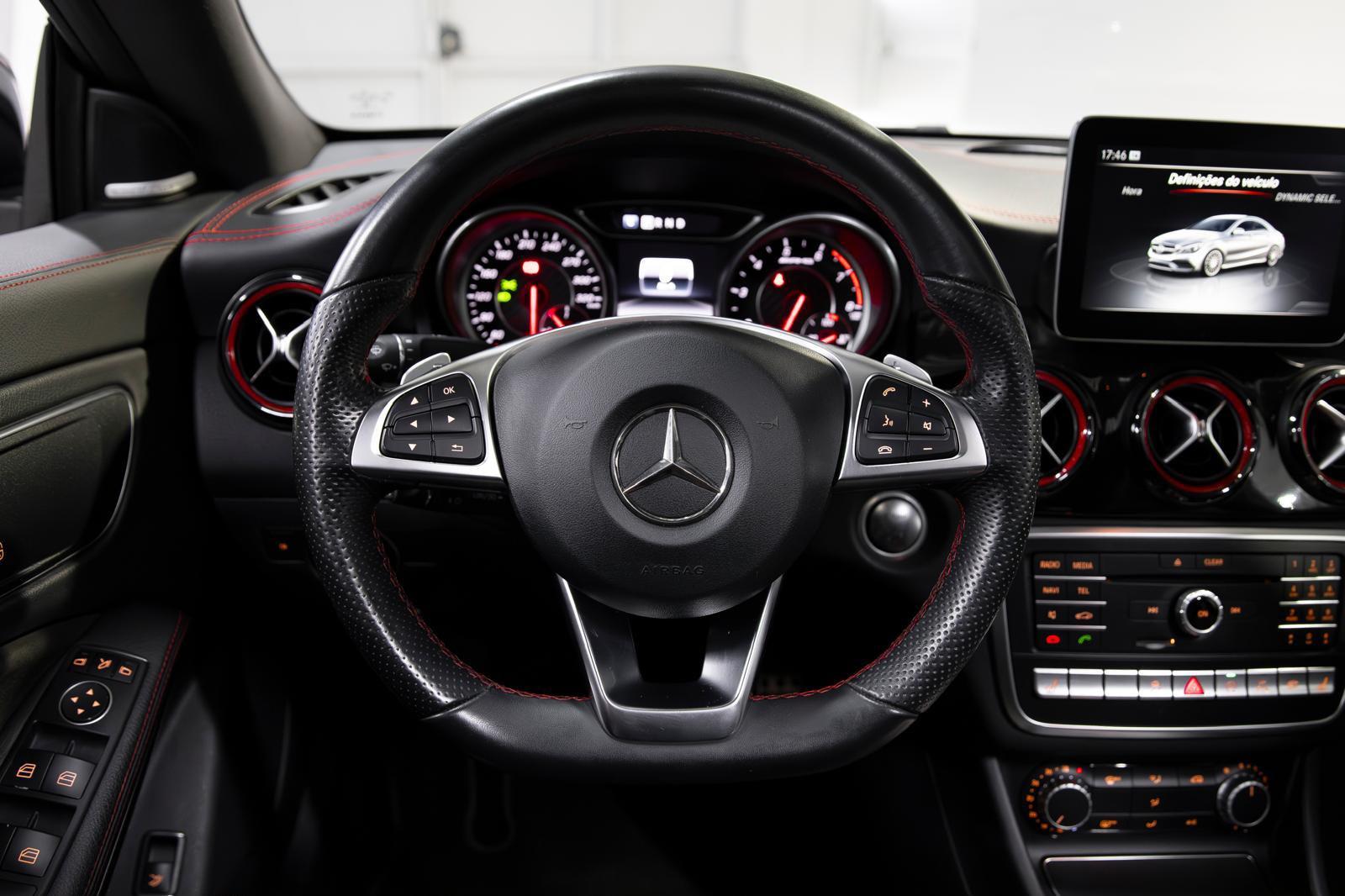 Mercedes-Benz CLA 45 AMG 0