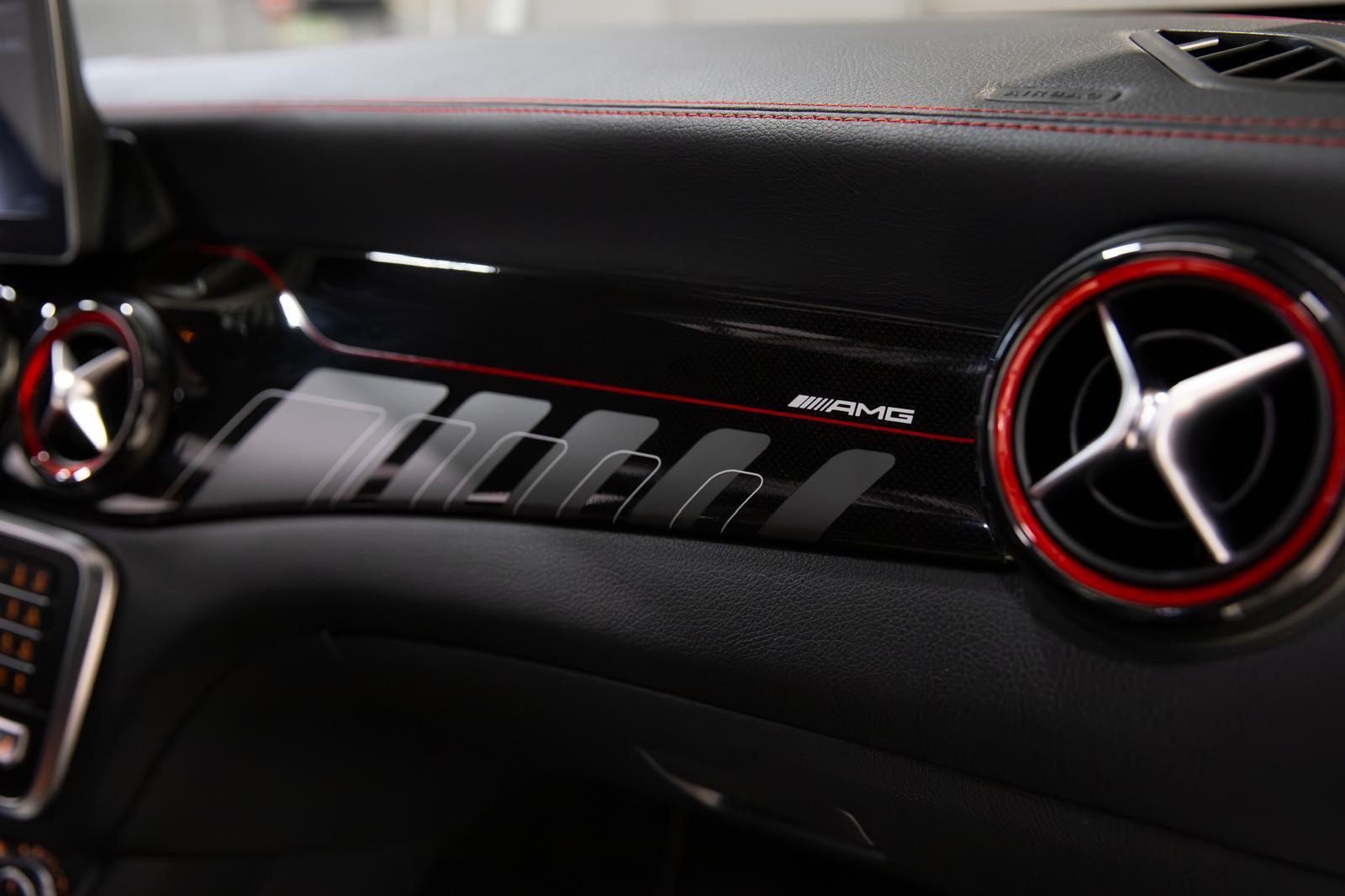 Mercedes-Benz CLA 45 AMG 0
