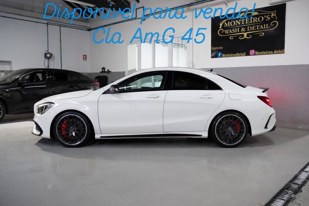 Mercedes-Benz CLA 45 AMG 0